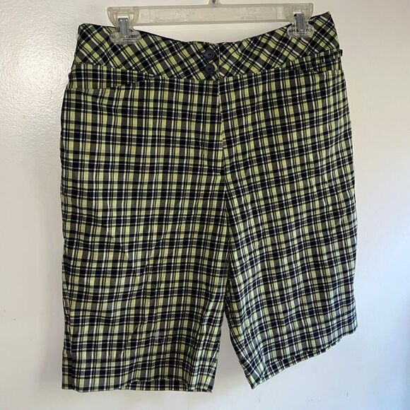EXCELLENT CONDITION WOMEN’S SIZE 10 TAIL PLAID HIGH WAISTED BERMUDA GOLF SHORTS - Picture 1 of 6